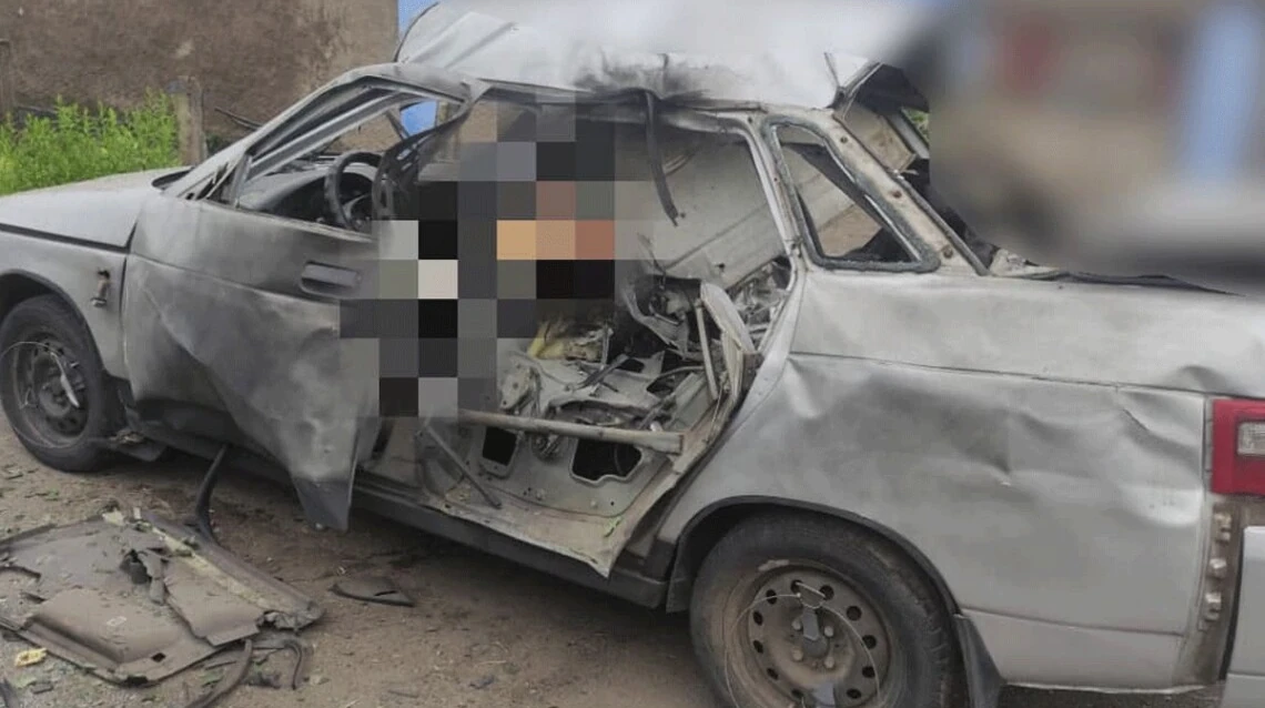 Російський дрон атакував авто на Херсонщині: четверо людей у лікарні
