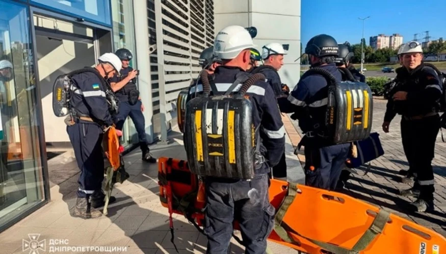 Атака на ТЦ у Кривому Розі: відомі дані про постраждалих цивільних