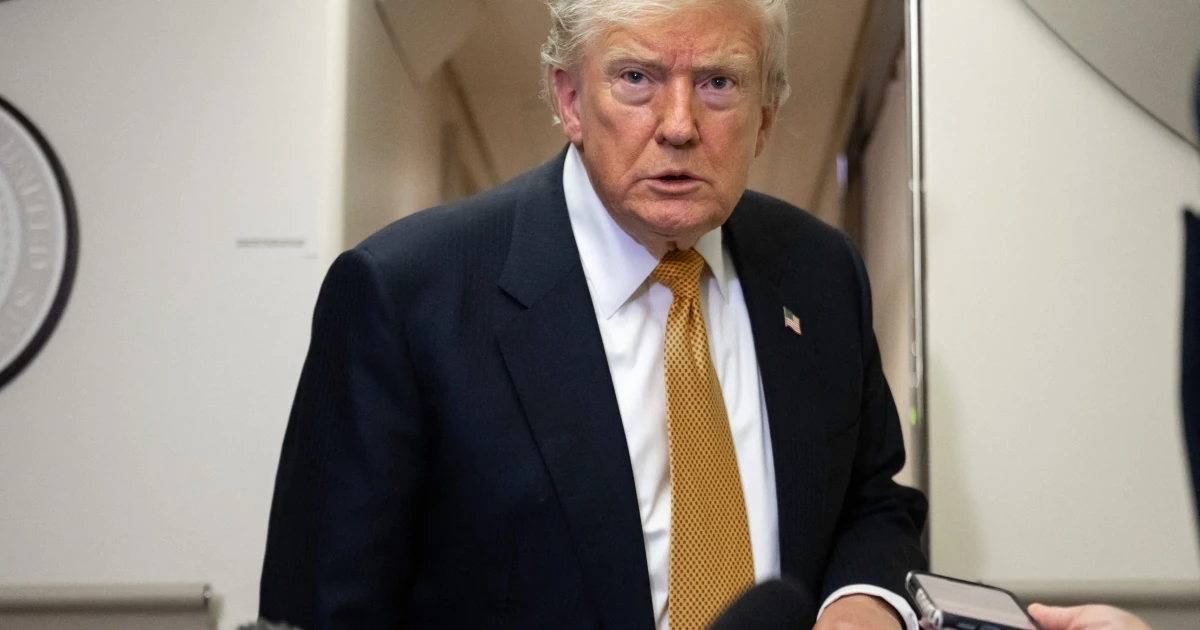Трамп у Дунбегу назвав удари по російських НПЗ причиною дефіциту дизелю у світі